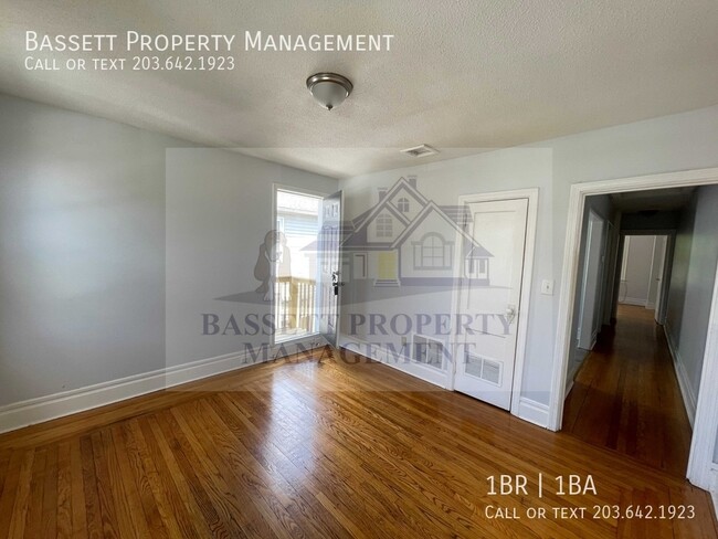 Building Photo - 24 Bradley Ave