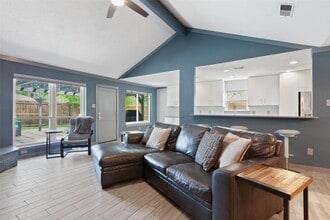 Building Photo - 5839 Toddington Rd