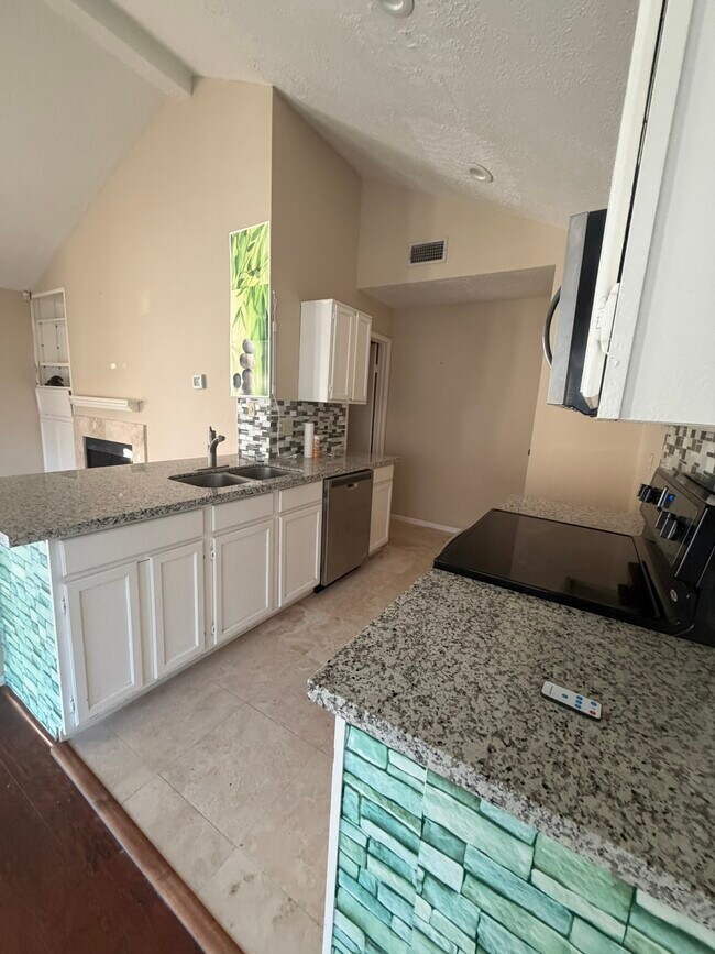 Building Photo - 7219 Caddo Lake Ln