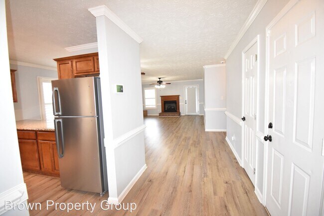Foto del edificio - 3 br, 2 bath House - 5624 Middlefield Pl