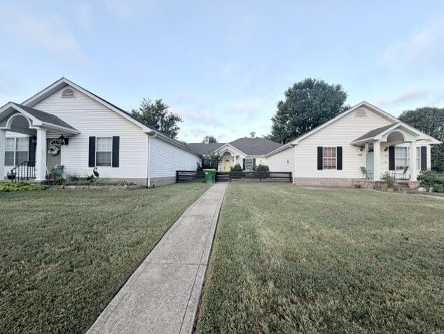 Building Photo - 169 Killdeer Dr