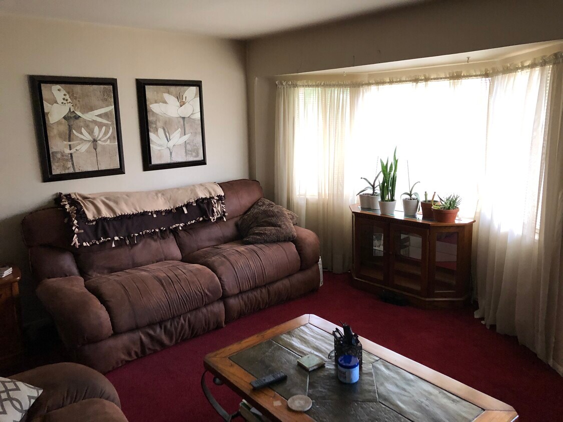 17 Woodland Ave, Hatboro, PA 19040 Townhome Rentals in Hatboro PA