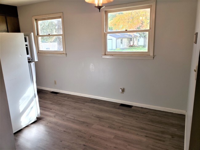 Building Photo - 1602 Bryan St