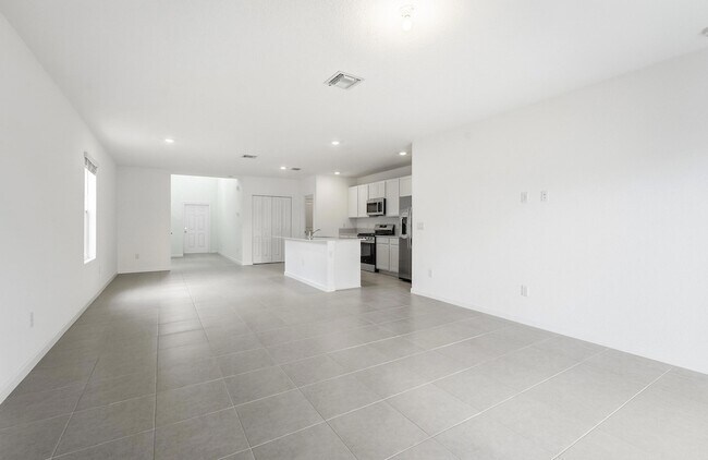 Foto del edificio - 10436 NW Suncrest Lp