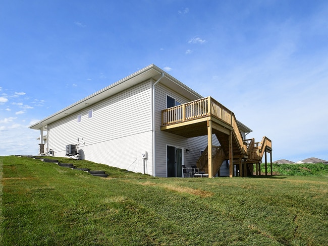 Foto del edificio - 17640 Greenleaf St