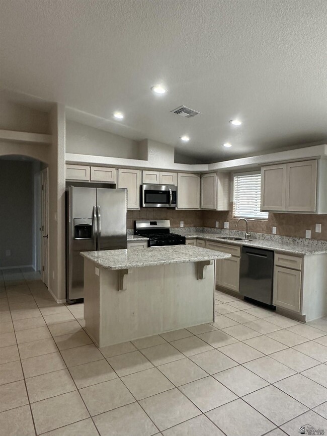 Building Photo - 11871 Eclipse Ct