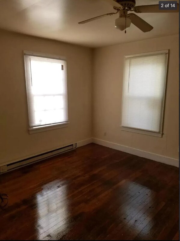 Foto del edificio - 306 St Claire Ln