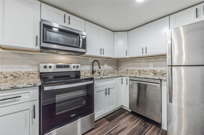 Photo - 480 NW 20th St Apartment