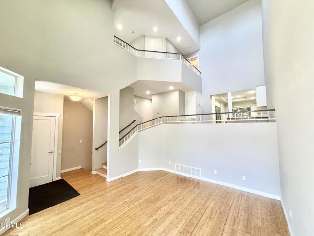 Foto del edificio - 4987 Sullivan St
