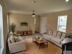 Building Photo - 120 Terry Blvd