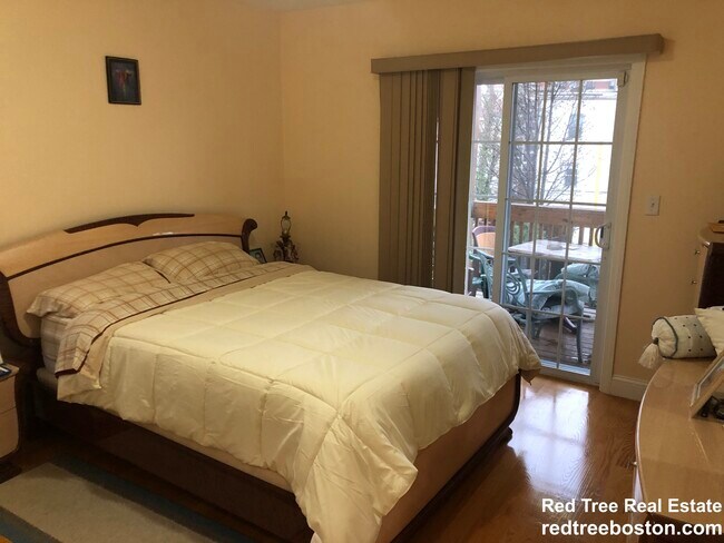 Foto del edificio - 207 Hillside St