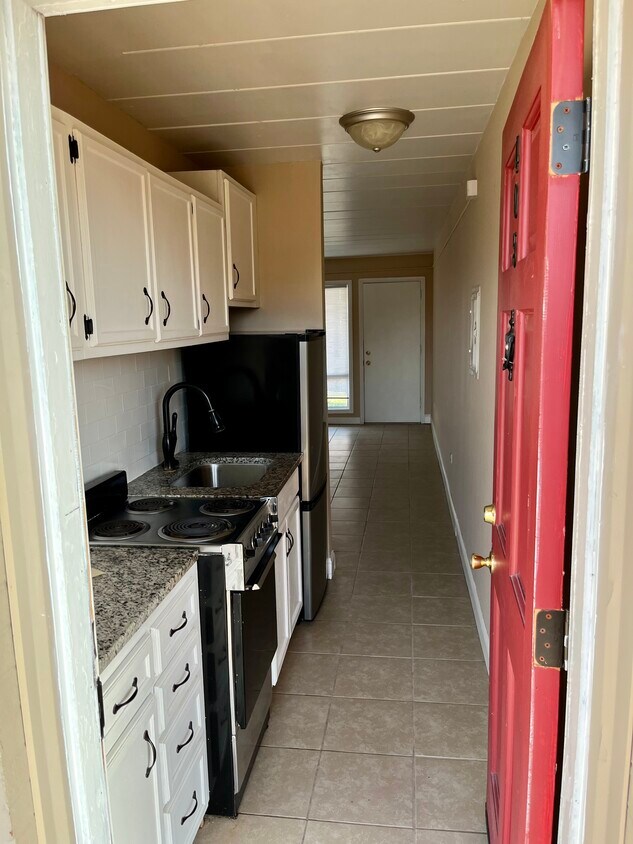 200 Thistlewood Ave Unit 400, Frankfort, KY 40601 Condo for Rent in