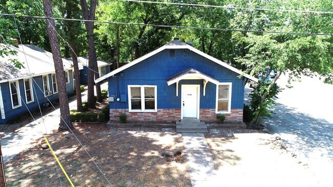 Foto del edificio - 413 Panhandle St