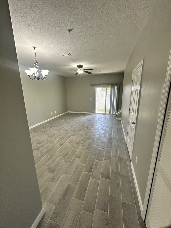 Building Photo - 148 Leese Dr