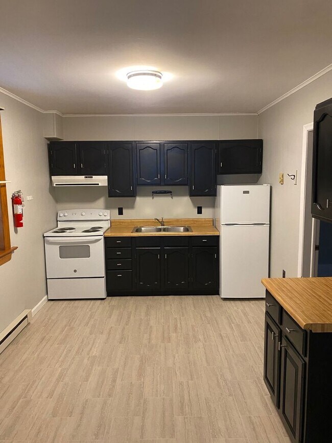 Foto del edificio - 114 N Penn St