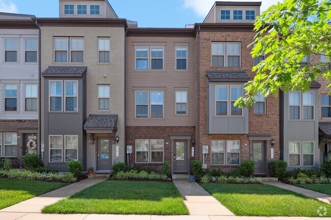 Building Photo - 306 Phoenix Dr