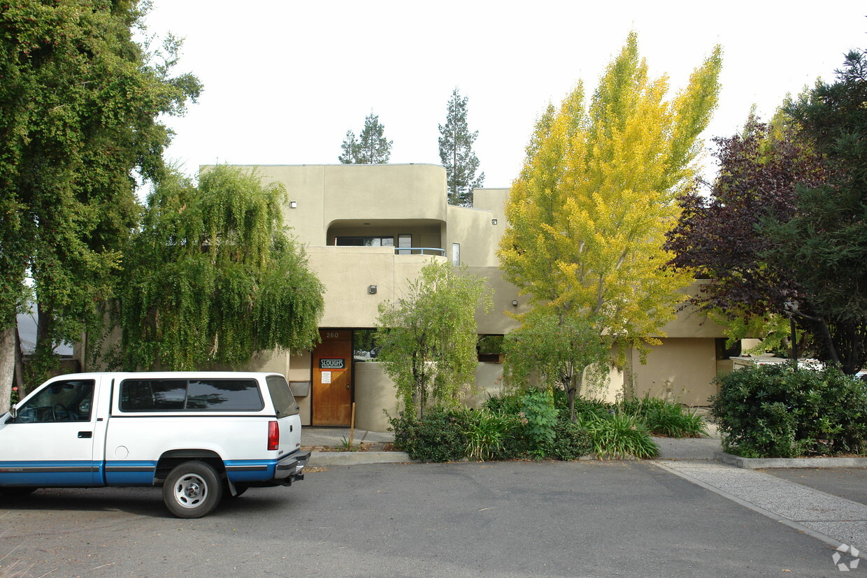 Building Photo - 1000-1006 Pacific Ave