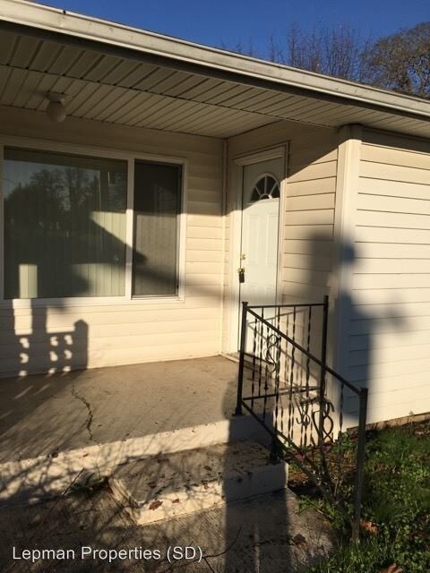 Foto principal - 3801 Knox Butte Rd E