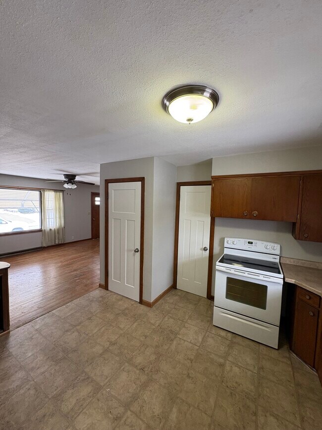 Foto del edificio - 1502 Edina Ave