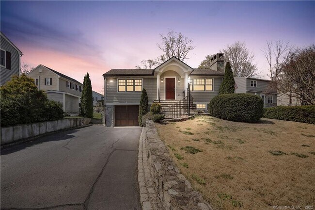 Building Photo - 43 Summer St