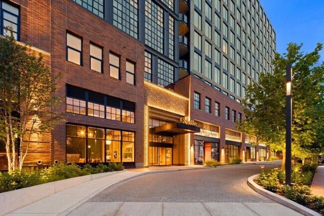 Photo - Colette Apartments