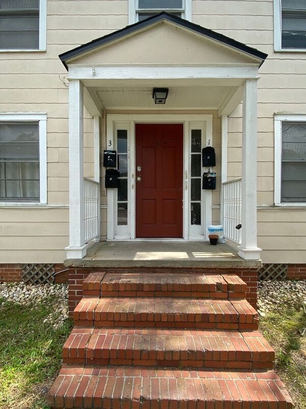 Building Photo - 2614 College St