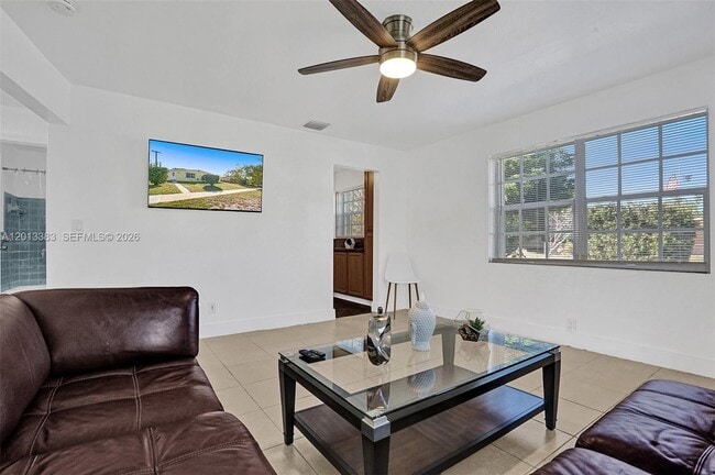 Foto del edificio - 6110 SW 38th St