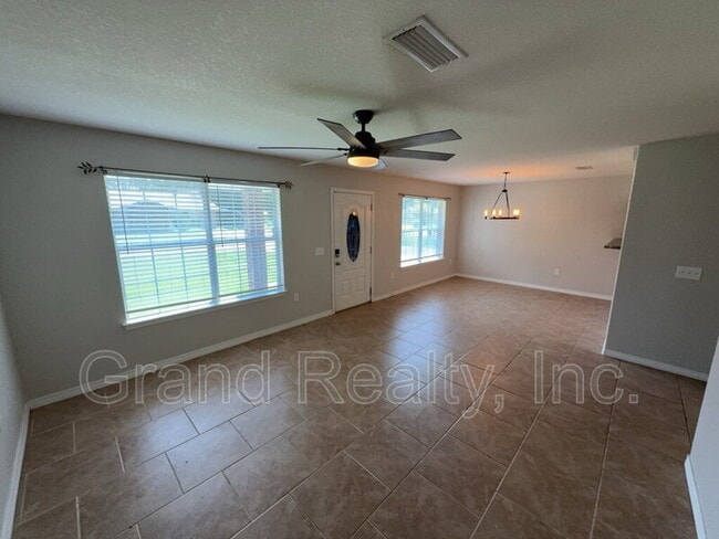 Foto del edificio - 4221 Jernigan Rd