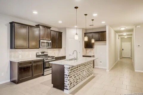Building Photo - 9803 Bricewood Post