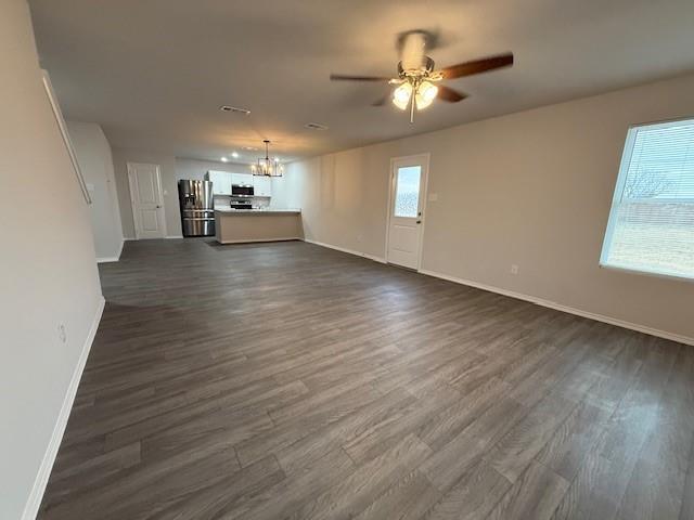 Foto del edificio - 626 Clear Crk Ct