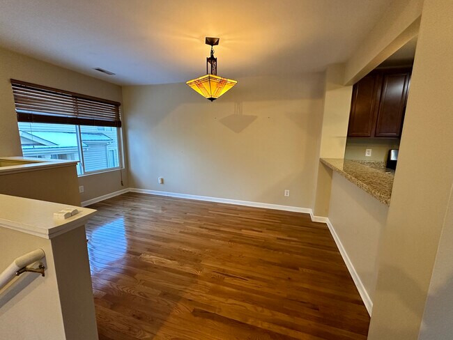 Building Photo - 6347 Commonwealth Dr