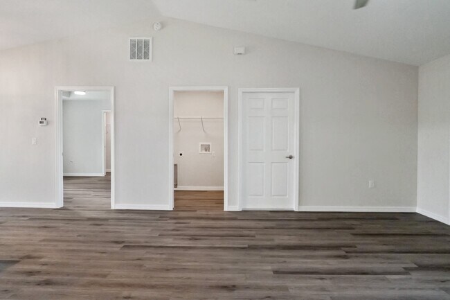 Foto del edificio - 13422 SW 48th Ave