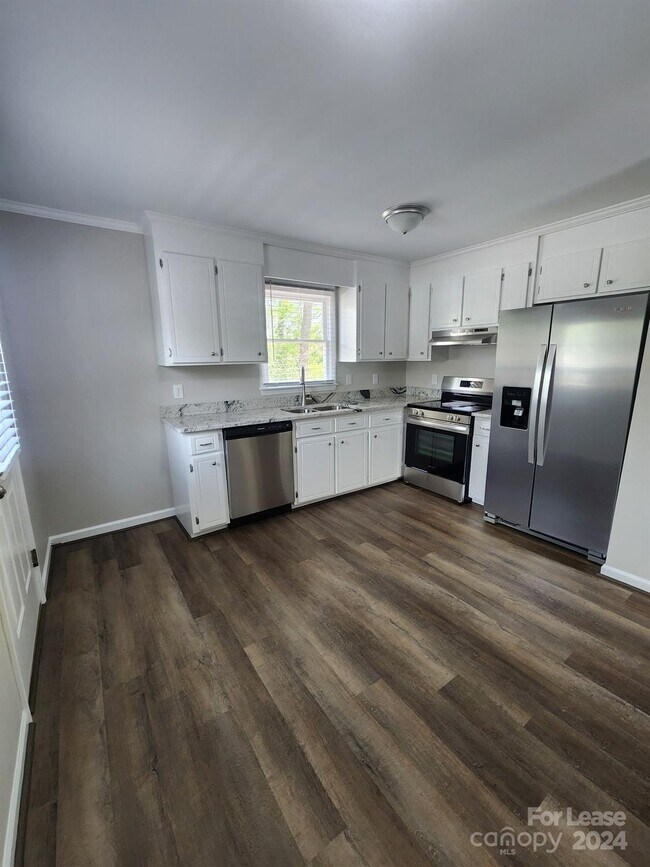 Foto del edificio - 703 Oakshade Ave