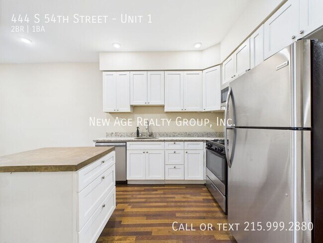 Foto del edificio - 444 S 54th St