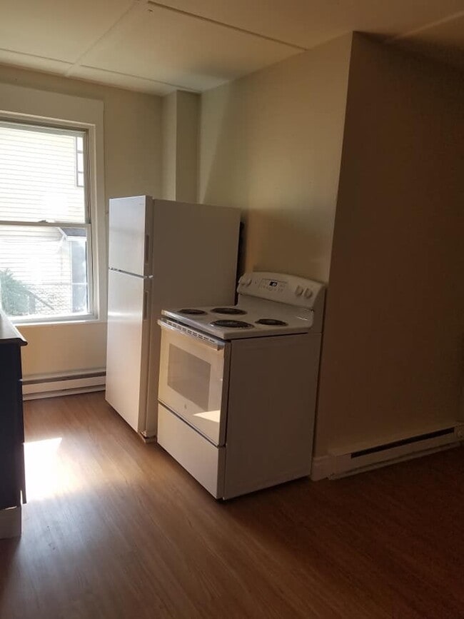 Photo - Second Ave Apartment