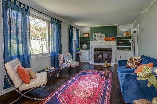 Foto del edificio - 4415 Saunders Ave