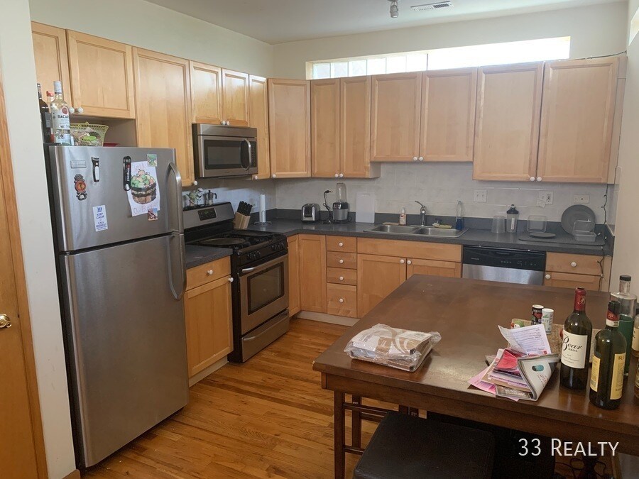 Foto principal - 1316 N Rockwell-2