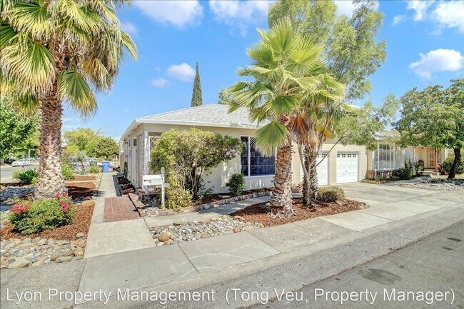 Foto del edificio - 2 br, 1 bath House - 4711 Attawa Avenue