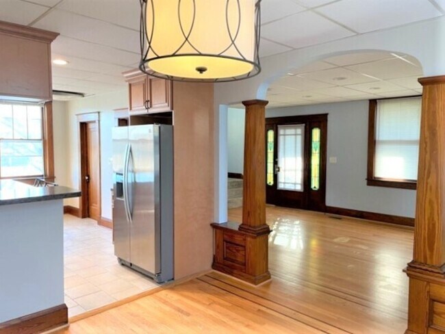 Building Photo - 6015 Rossville Blvd