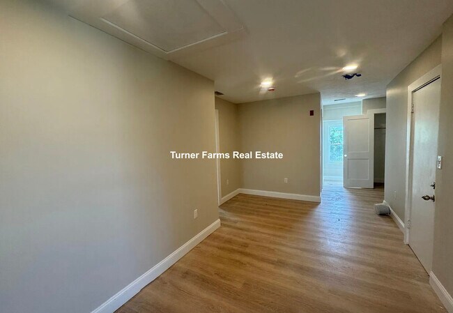 Foto del edificio - 75 Washington St