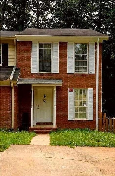 Photo - 852 Glynn Oaks Dr Townhome