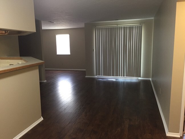 Building Photo - 1150 Tollis Pkwy
