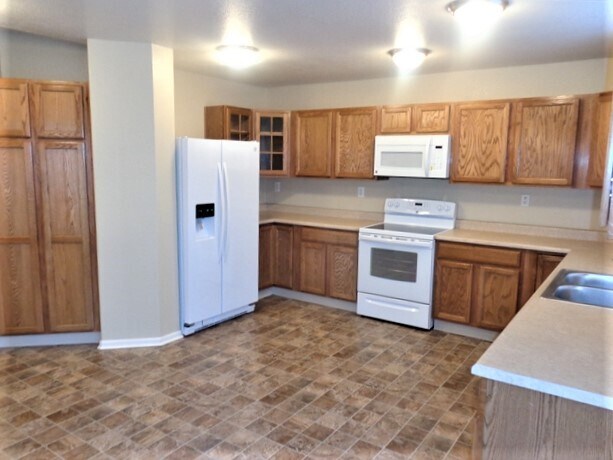 Foto del edificio - 21591 E 54th Place