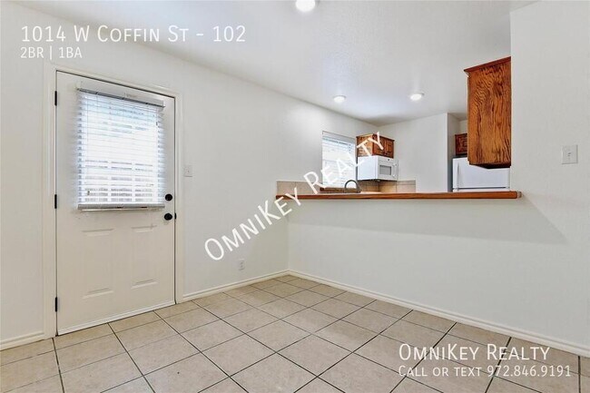 Foto del edificio - 1014 W Coffin St