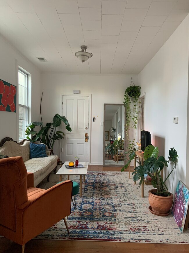 Foto del edificio - 1735 N Kimball Ave