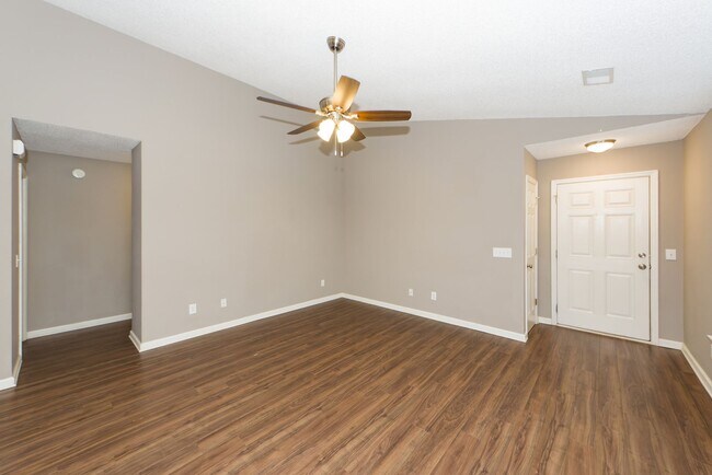 Foto del edificio - 3 Bedroom 2 Bath Home in Scotts Mill - Summerville