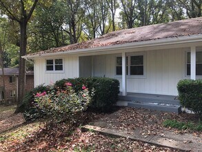 Building Photo - 4912 Valley Dale Ct SW