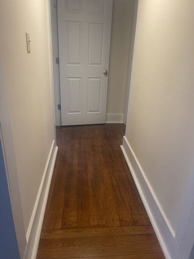 Building Photo - 1205 Paquin St