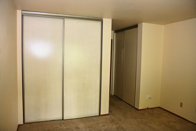 Foto del edificio - Hillside Apartments