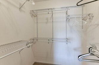 Building Photo - 1100 Augusta Dr